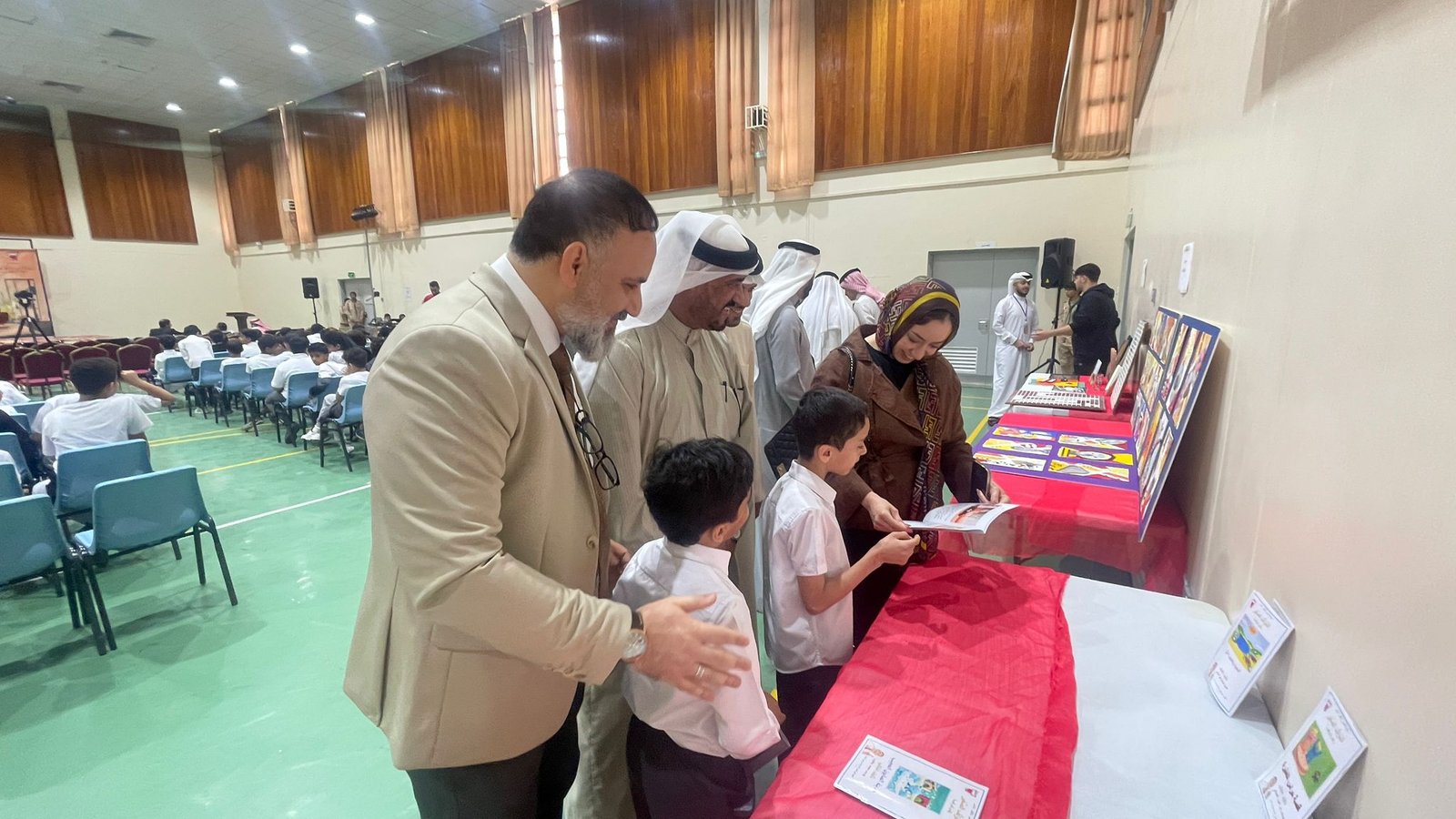 ركن المؤلف الصغير — شاهد ١٠